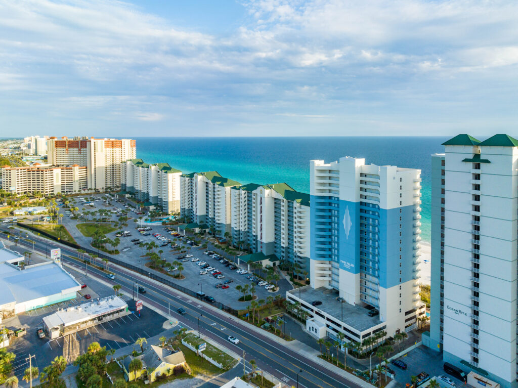 twin-palms-amenities-royal-american